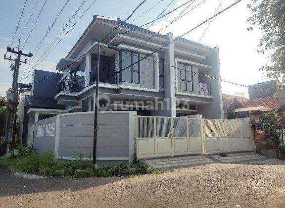 Jual Rumah Baru 2 Lantai Hook Medokan Asri Rungkut  1