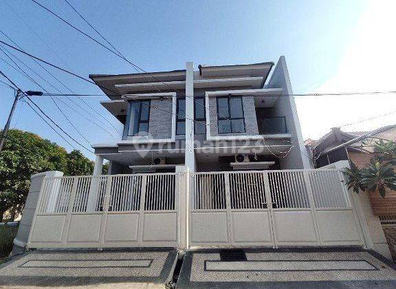 Jual Rumah Baru 2 Lantai Hook Medokan Asri Rungkut  2