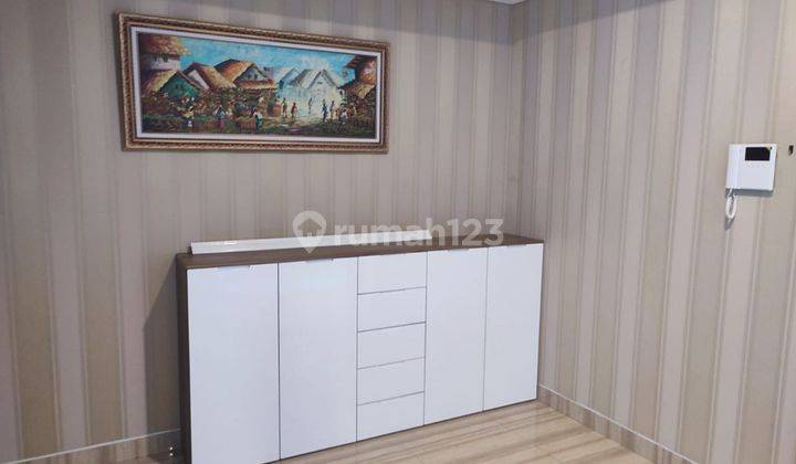 Disewakan Apartemen Grand Sungkono Lagoon Mayjend Sungkono 3 BR  2