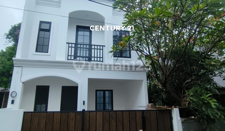 Rumah Brand New di Jakarta Selatan Rn 17729