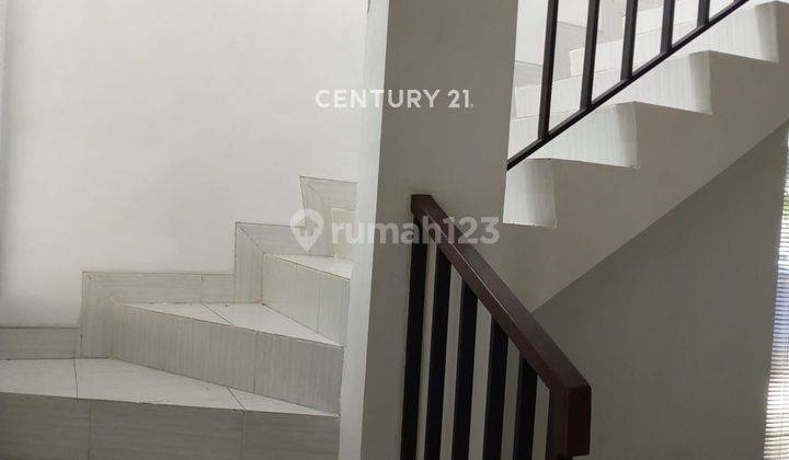 Jual Rumah Cantik 2 Lantai Di Perumahan Imperial Park RA13023 2