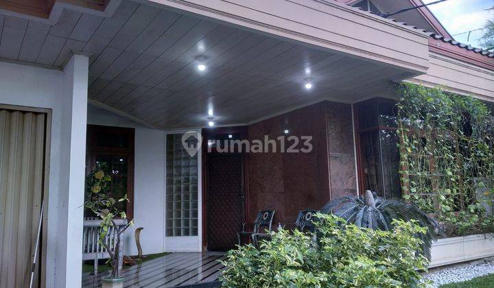 Rumah Mewah 3 Lantai di Puri Anjasmoro Semarang LT 1000m2 2