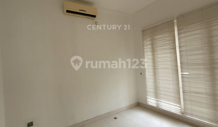 For Rent 2-Story House In Sector 9 Gb17398 2