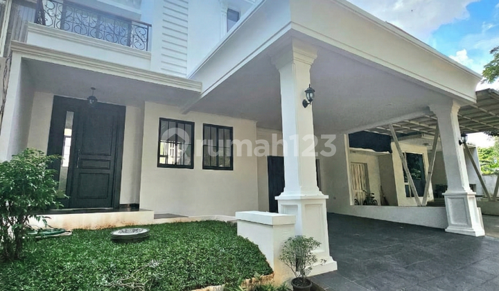 Rumah American Classic Siap Huni dengan Pool di Kebayoran Bintaro 10457