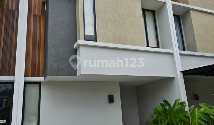Dijual Rumah di U Ville Bintaro Jaya, Harga Nego 10564