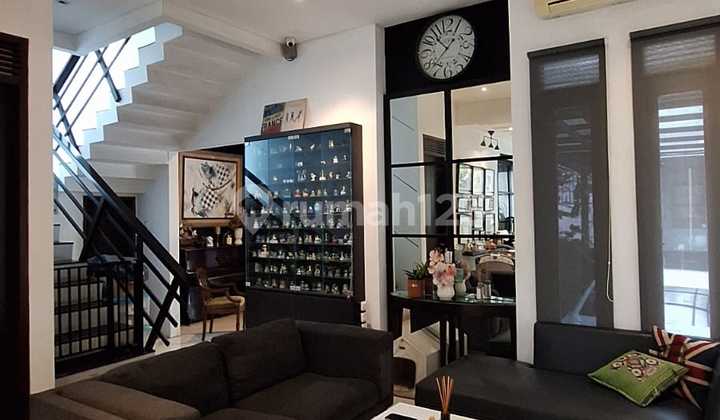 Rumah Cantik Dalam Cluster di Sektor 9 Bintaro Fn16863