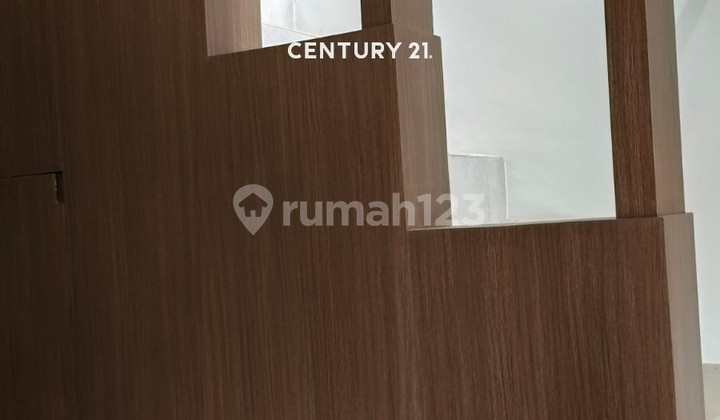 Ready-to-Occupy 2-Storey House in BSD Gk 17889 2