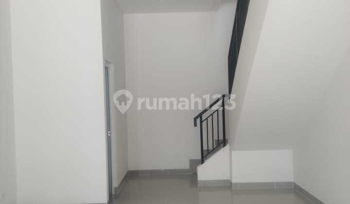Dijual Ruko Siap Huni Degan Posisi Ruko hook Dan Berlokasi Di BSD Dijual Ruko Siap Huni Degan Posisi Ruko hook Dan Berlokasi Di BSD