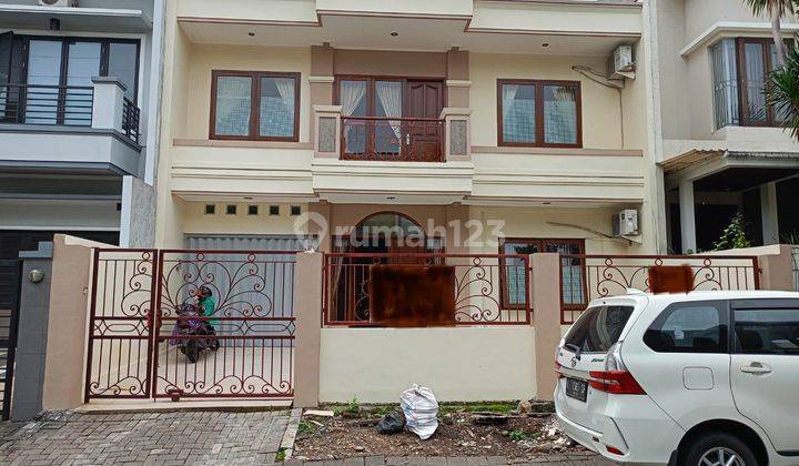 Rumah 2 Lantai Di Kawasan Villa Sentral Raya Citraland Surabaya. 1