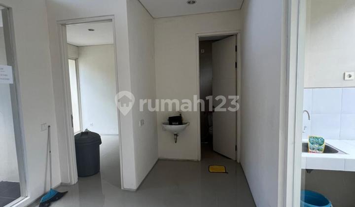 1-Story House in Citraland Area, Surabaya. 2