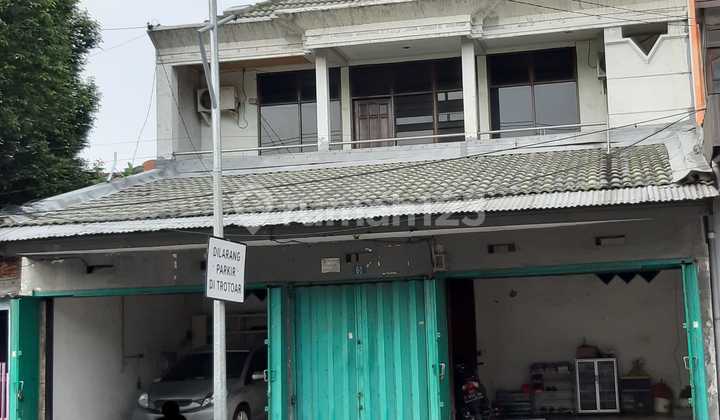 Rumah 2 Lantai Di Jalan Ngaglik, Surabaya.