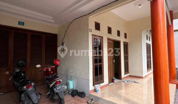 Nice Simple House in the Gubeng Kertajaya Area. 2