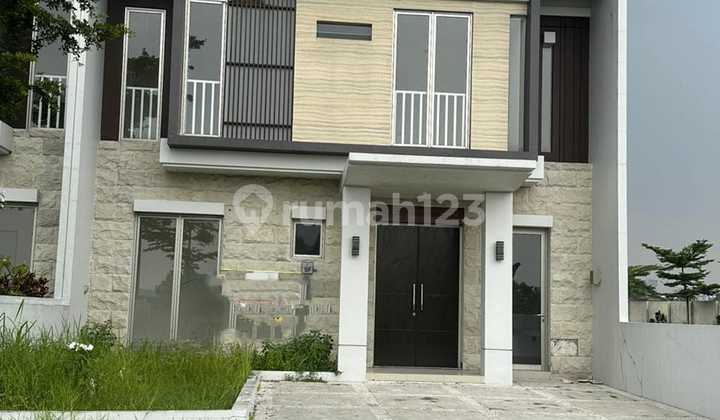 Rumah Bagus Minimalis 2 Lantai di Greendland Residence, Menganti.