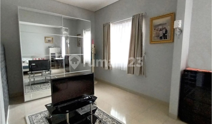 Jual Rumah Bagus Terawat Sarijadi 2 Lantai 2