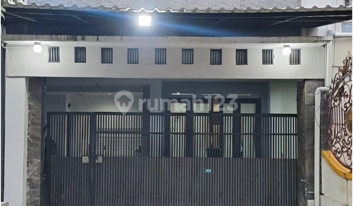 Rumah Di Arcamanik Bagus Dan Luas Siap Huni Dekat Sport Jabar