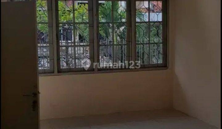 Dijual Rumah Tenggilis Surabaya 2