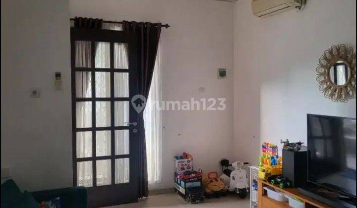 Dijual Rumah Ketintang Surabaya 2