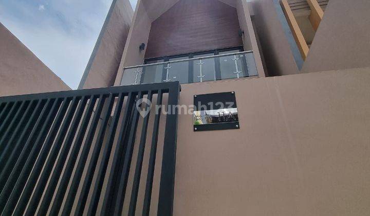 Dijual Rumah Baru Mulyosari Surabaya 2