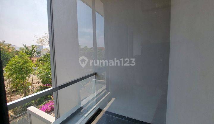 Dijual Rumah Baru Mulyosari Utara Surabaya 2