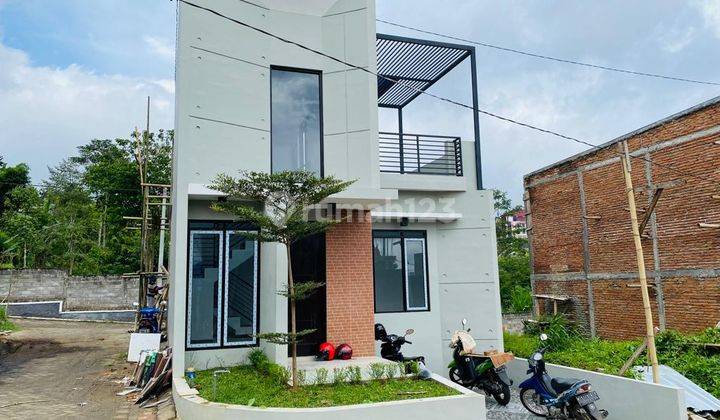 Rumah Sultan Dengan View 270 Derajat Poros Aspal Dau Batu Malang 2