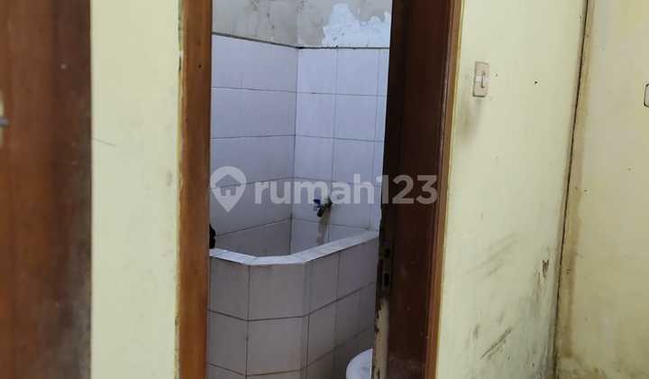 For Sale Fast!! 2-Story Boarding House in the City Center Near UM and Unmer Campuses