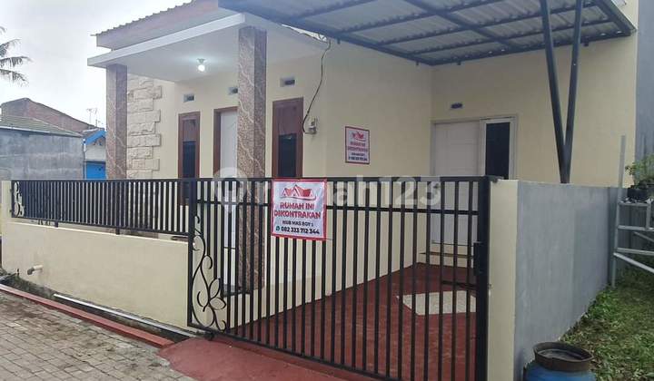 Rumah dijual Rugi Butuh Uang!!! Tanah dan Bangunan Luas di karanglo Malang 50meter dari poros jalan provinsi
