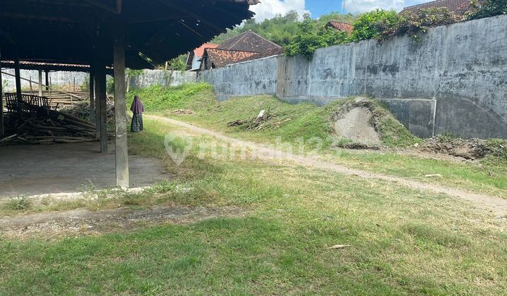 Dijual Rugi !!! Tanah Sebelah Pasar Tiudan Pas (Sangat cocok untuk Usaha Maupun Hunian) Bisa Beli setengah Dijual Rugi !!! Tanah Sebelah Pasar Tiudan Pas (Sangat cocok untuk Usaha Maupun Hunian) Bisa Beli setengah