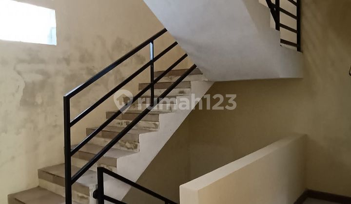 Active Boarding House For Sale Fast!!! ±350M From Brawijaya University 2