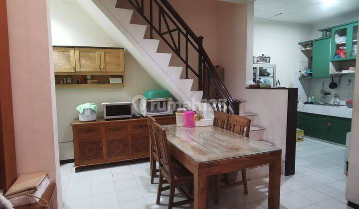 Jual Rumah Semi Furnish Dekat Tengah Kota Nginden 2