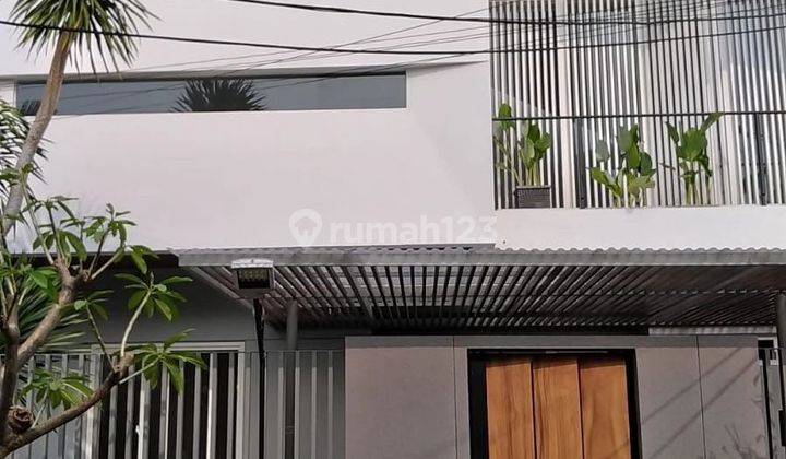 DIJUAL RUMAH CIAMIK SIAP HUNI SEMI FURNISH WISMA MUKTI 2 LANTAI 2