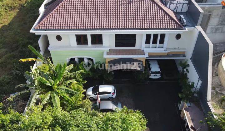 MURAH LANGKA!! DIJUAL HOMESTAY KONDISI ISTIMEWA NOL JALAN RAYA 1