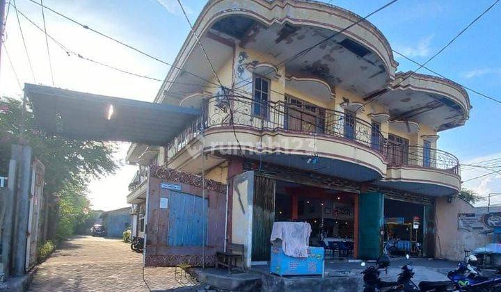 JUAL RUMAH DAN GUDANG KYAI TAMBAK DERES  ROW JALAN LEBAR 1