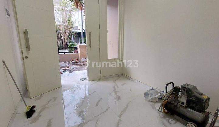 Rumah Baru Minimalis Pakuwon City Siap Huni 2