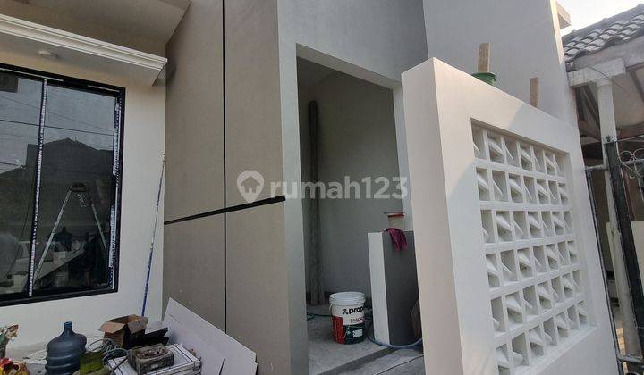 Rumah Modern Baru 2 Lantai Dekat Pakuwon City Hanya 1man 2