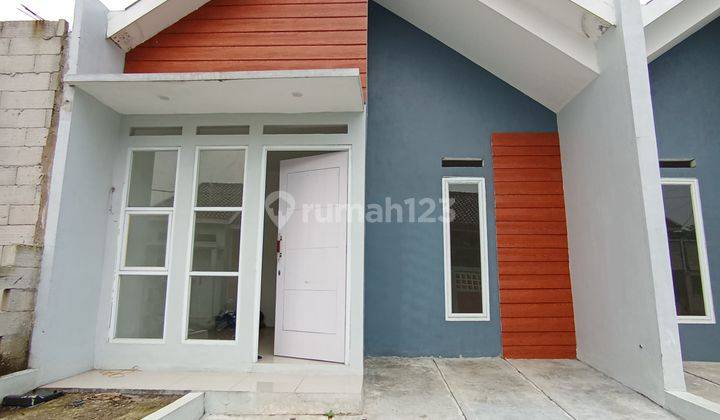 Rumah Mewah Desain Modern Unit Ready di Citayam 1