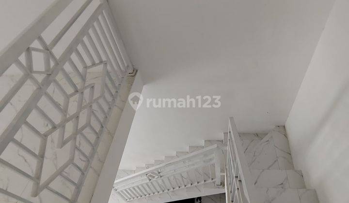 Rumah 2 Lantai Harga Murah Tampilan Mewah 7mnt Ke Stasiun Citayam 2