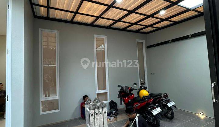 Rumah Baru Full Furnished di Fajar Indah Jl Melati, Surakarta 1