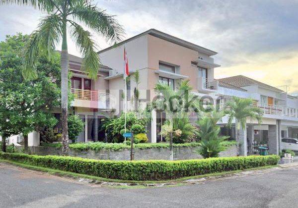 DIJUAL Rumah Mewah Hook 2 Lantai Lokasi Strategis Di Bellavista Residence Batam 2