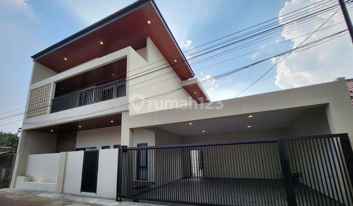 Rumah Baru 2 Lantai Minimalis Modern Dilengkapi Private Pool di Kedung Halang, Bogor 1