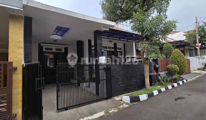 Rumah 2 Lantai, Baru Renovasi di Yasmin, Row Jalan Lebar, Dkt Toll, Bebas Banjir Rumah HGB di Taman Yasmin 2