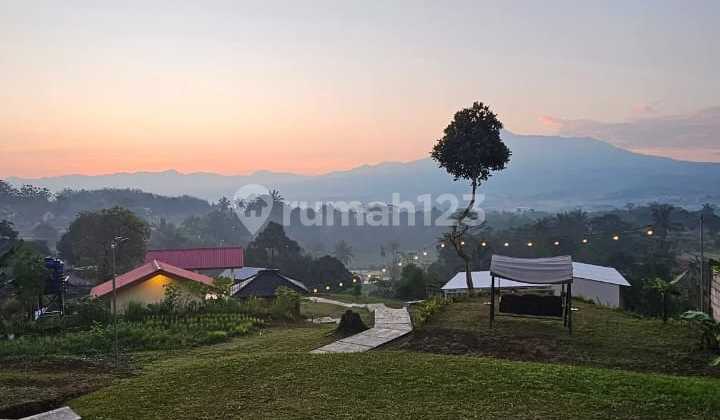 Villa for Sale in Caringin, Beautiful View, Close to Toll Access, Cool and Traffic-Free Villa in Caringin.