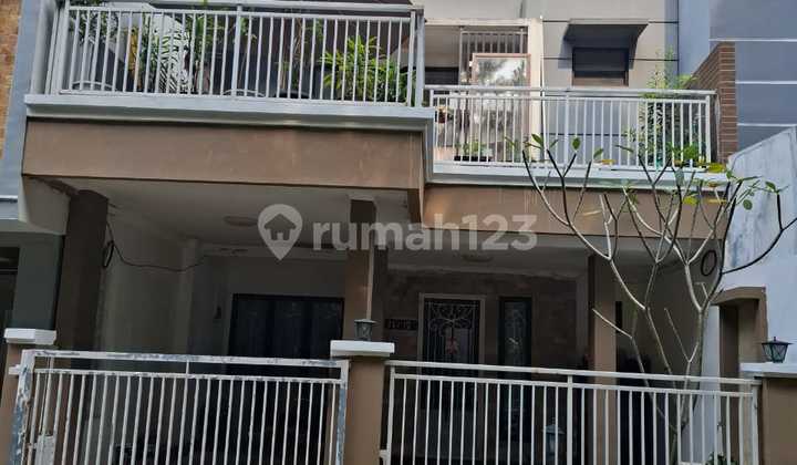 Dijual Rumah 2 Lantai Siap Huni Dlm Cluster, Dpn Taman, Dkt Jungle Water Park