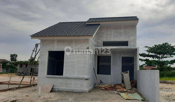 Rumah baru dijual Luas tanah 157M2 jalan uka 2