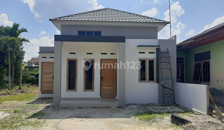 Rumah Baru dijual Jl Rawabening, arengka 1. Cukup Dp10jt 1