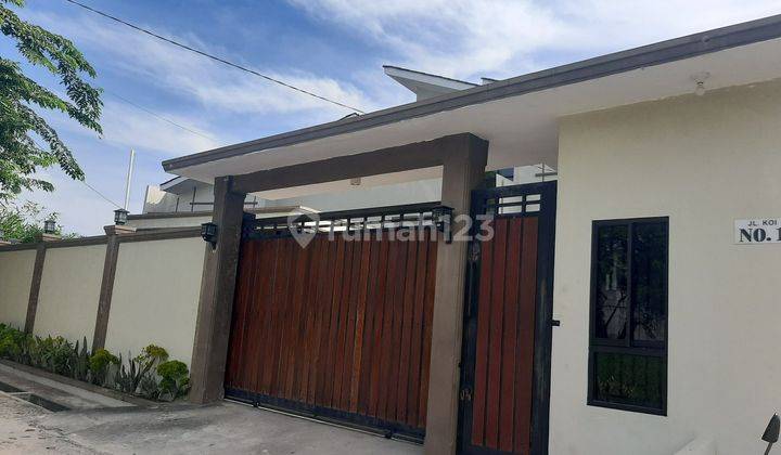 Rumah Dijual Luas Tanah 1300 M2 Fasilitas Kolam Renang Area Jalan Nangka 2