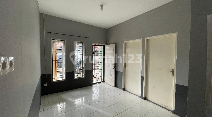 Rumah Dijual Lokasi Simpang Tiga 10 Menit ke Uir 2