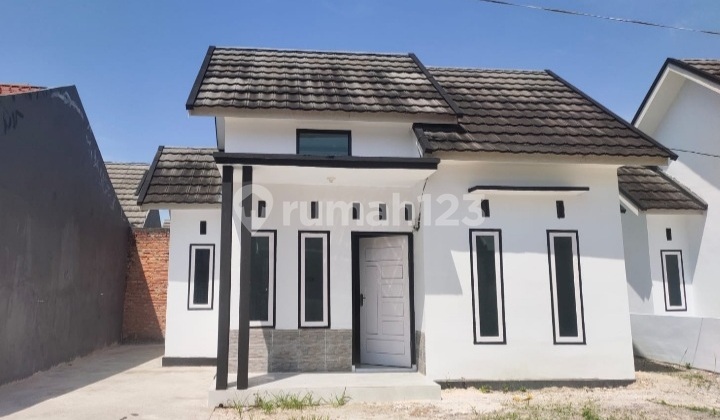 For Sale Type 54 House Only 10 Minutes to Unri Campus 1