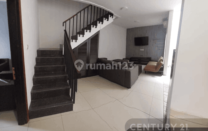 Rumah Full Furnishd Di Setrasari Bandung 2