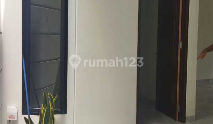 Rumah Mewah Bergaya American Classic Di Pusat Jakarta Hanya 2.5 Milyar 2