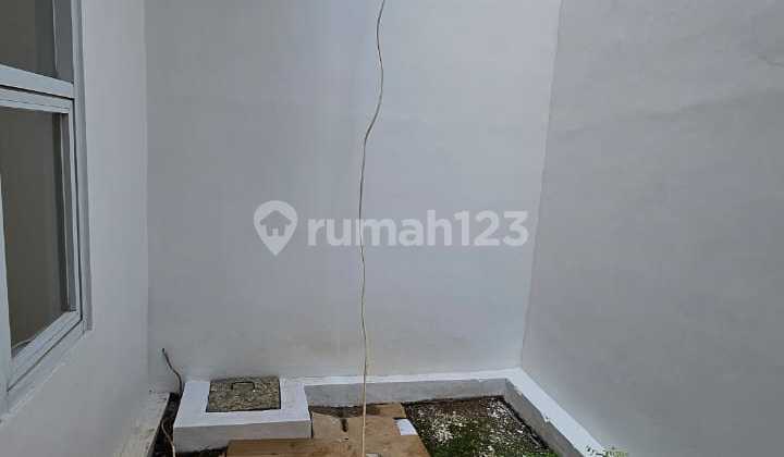 Rumah 2 Lantai Dekat Dengan Pintu Tol Cocok Untuk.keluarga Besar Berlokasi Dikalimalang 2